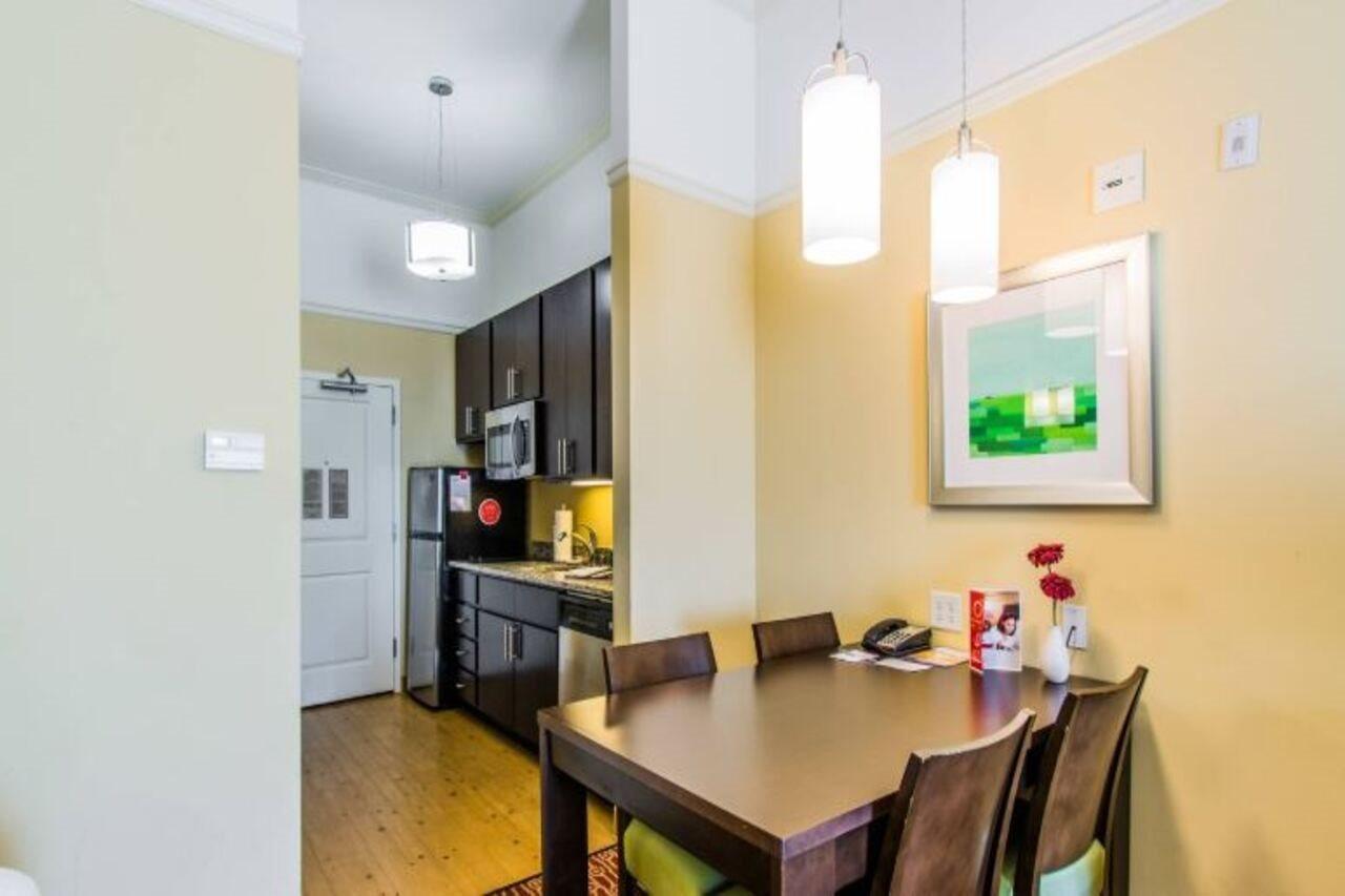 Towneplace Suites By Marriott Μπόουλινγκ Γκριν Εξωτερικό φωτογραφία